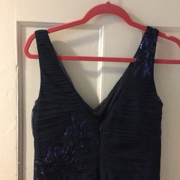 Prom dress - Picture 2 of 4